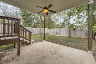 304 S Main St, Elgin, TX 78621 - Photo 23