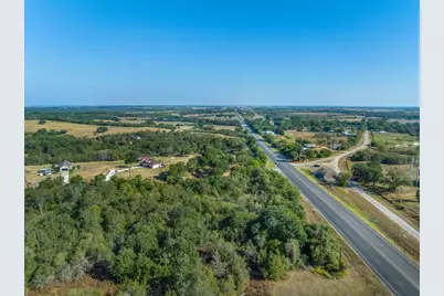 100 Westwood Road, Lockhart, TX 78644 - Photo 3