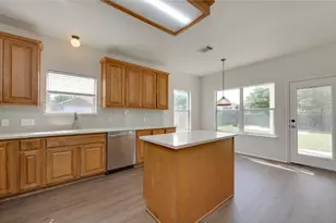 2700 Mission Tejas Dr, Pflugerville, TX 78660 - Photo 15