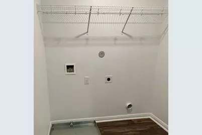 112 Dupont Pass, Jarrell, TX 76537 - Photo 17