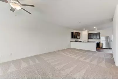 112 Dupont Pass, Jarrell, TX 76537 - Photo 7