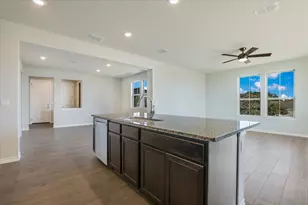 113 Surfside St, San Marcos, TX 78666 - Photo 9