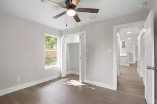 713 Burkett St, Taylor, TX 76574 - Photo 21