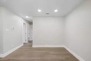 713 Burkett St, Taylor, TX 76574 - Photo 9