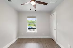 713 Burkett St, Taylor, TX 76574 - Photo 15