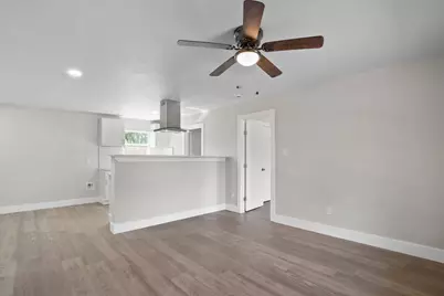 713 Burkett Street, Taylor, TX 76574 - Photo 5