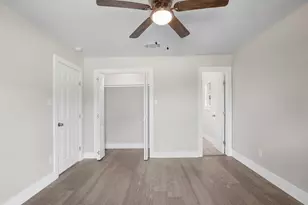 713 Burkett St, Taylor, TX 76574 - Photo 13