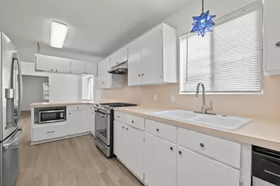 7303 Loganberry Drive, Austin, TX 78745 - Photo 11