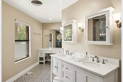 12135 Fitzhugh Road, Austin, TX 78736 - Photo 9