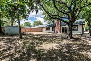 10105 Woodland Village Dr, Austin, TX 78750 - Photo 21