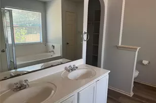 510 Red Tails Dr NE, Austin, TX 78725 - Photo 5