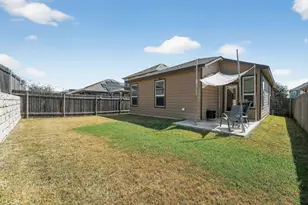 6308 Albany Sleigh Dr, Del Valle, TX 78617 - Photo 15