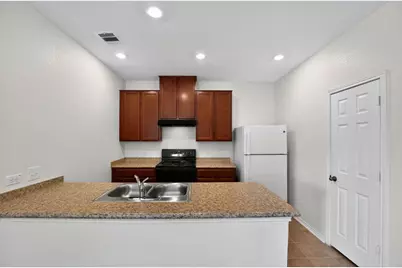 6308 Albany Sleigh Drive, Del Valle, TX 78617 - Photo 5