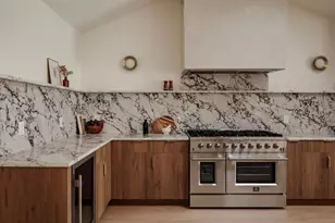 4500 Greystone Dr, Austin, TX 78731 - Photo 15