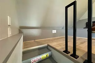 914 E 39th St, Austin, TX 78751 - Photo 29