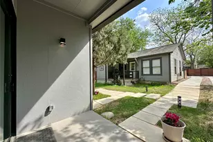 914 E 39th St, Austin, TX 78751 - Photo 3
