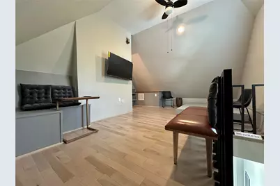 914 E 39th Street #2, Austin, TX 78751 - Photo 15