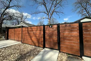 914 E 39th St, Austin, TX 78751 - Photo 31