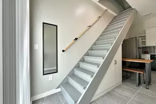 914 E 39th St, Austin, TX 78751 - Photo 13