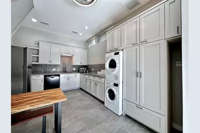 914 E 39th Street #2, Austin, TX 78751 - Photo 7