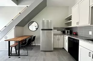 914 E 39th St, Austin, TX 78751 - Photo 7