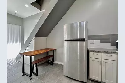 914 E 39th Street #2, Austin, TX 78751 - Photo 13