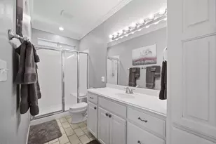 197 Elm Wood Dr, Elgin, TX 78621 - Photo 17
