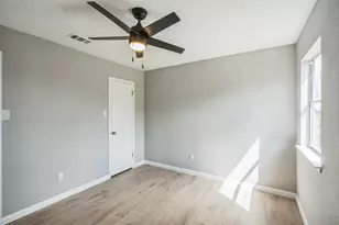6914 Rifle Bend, Austin, TX 78736 - Photo 11