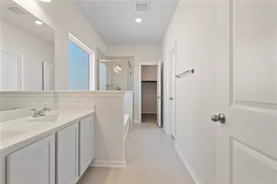 104 Greenthread Drive, Liberty Hill, TX 78642 - Photo 23