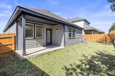 305 Brooks Ranch Drive, Kyle, TX 78640 - Photo 31