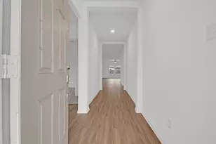 703 Bluejack Wy, Hutto, TX 78634 - Photo 3