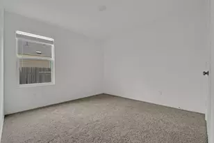 703 Bluejack Wy, Hutto, TX 78634 - Photo 5