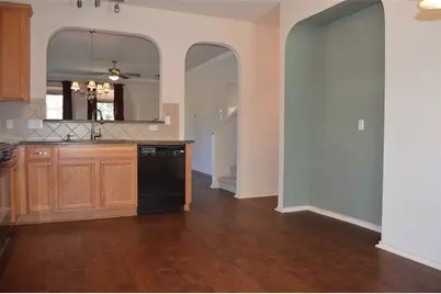 8312 Minnesota Lane, Austin, TX 78745 - Photo 9