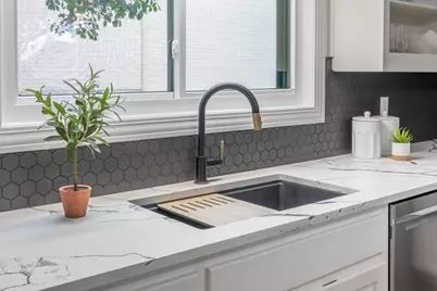 4703 Hickory Hollow, Austin, TX 78731 - Photo 5