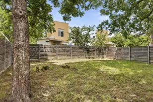 1210 Stobaugh St, Austin, TX 78757 - Photo 3