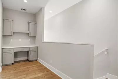 1210 Stobaugh Street #B, Austin, TX 78757 - Photo 15