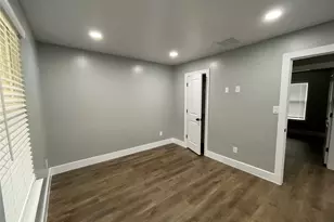 6202 Hogan Ave, Austin, TX 78741 - Photo 17