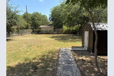 6202 Hogan Avenue, Austin, TX 78741 - Photo 21