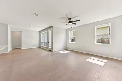 127 Antoinette Way, San Marcos, TX 78666 - Photo 5