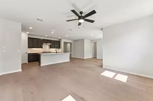 127 Antoinette Wy, San Marcos, TX 78666 - Photo 9