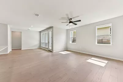 127 Antoinette Way, San Marcos, TX 78666 - Photo 5