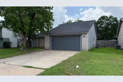 1307 Wroxton Way, Round Rock, TX 78664 - Photo 9
