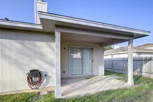 749 Blair Ave, Bastrop, TX 78602 - Photo 29