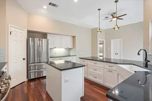 23 Meadow Run, Round Rock, TX 78664 - Photo 13