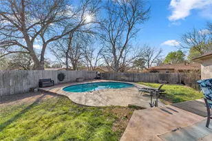 185 Broadmoor St, Marble Falls, TX 78654 - Photo 31