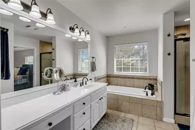 185 Broadmoor Street, Marble Falls, TX 78654 - Photo 23