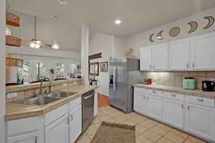 29 Champions Cir, Wimberley, TX 78676 - Photo 7