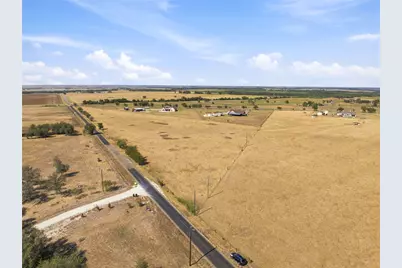 1950 County Road 470, Coupland, TX 78615 - Photo 33