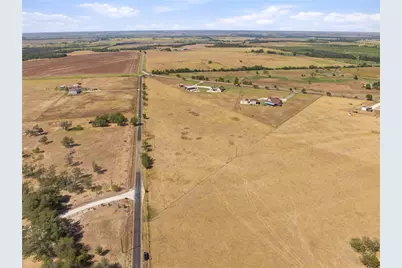 1950 County Road 470, Coupland, TX 78615 - Photo 27