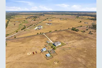 1950 County Road 470, Coupland, TX 78615 - Photo 13